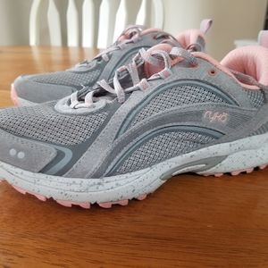 RYKA Sneakers
